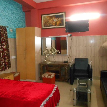 Hotel Surja Laxmi Raiganj 外观 照片