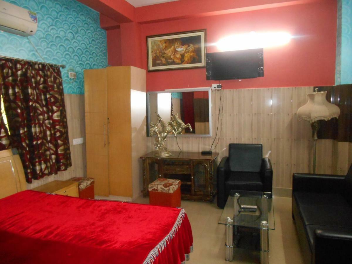 Hotel Surja Laxmi Raiganj 外观 照片