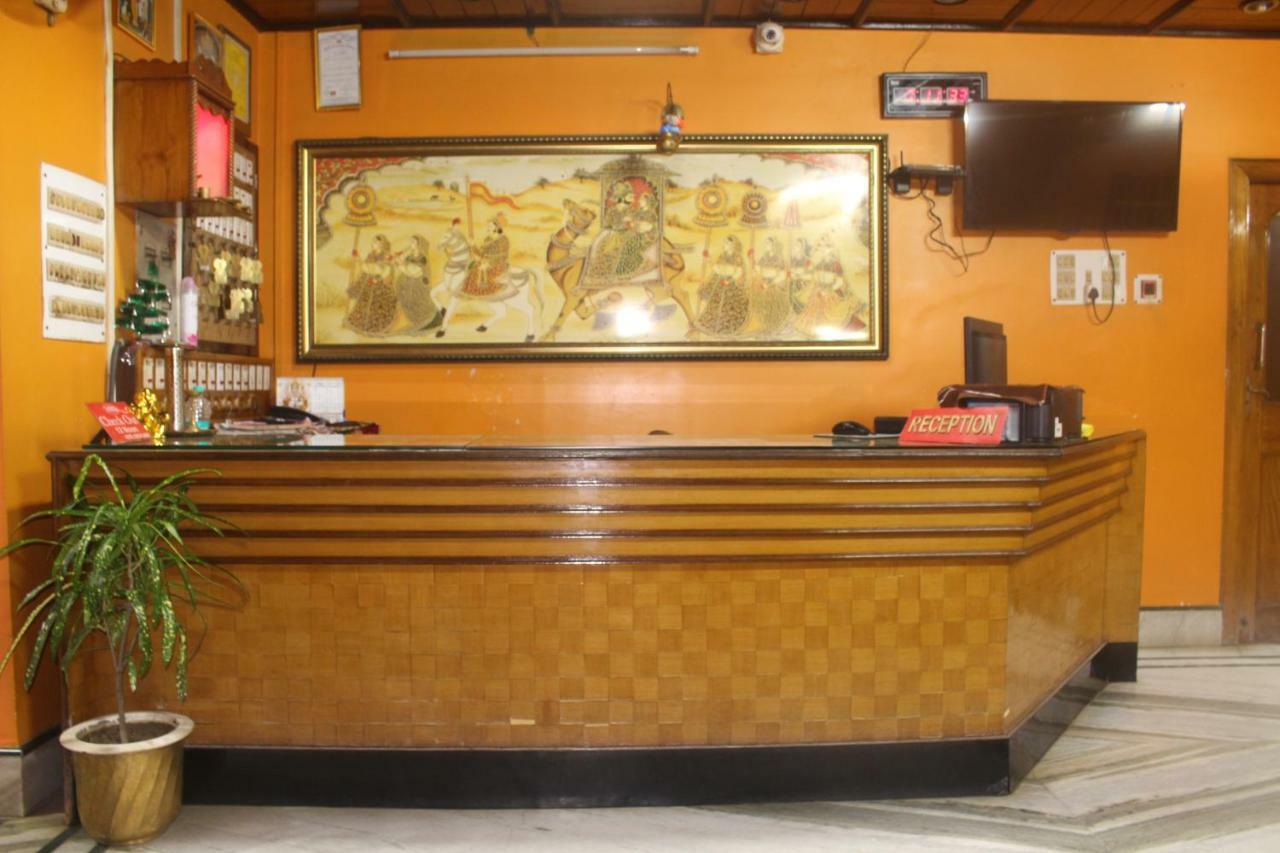 Hotel Surja Laxmi Raiganj 外观 照片